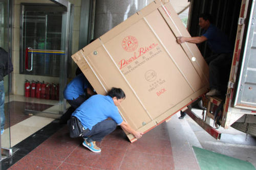 耿马钢琴贵重工艺品无忧运